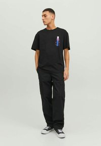 Jack & Jones CREW NECK - T-shirt z nadrukiem