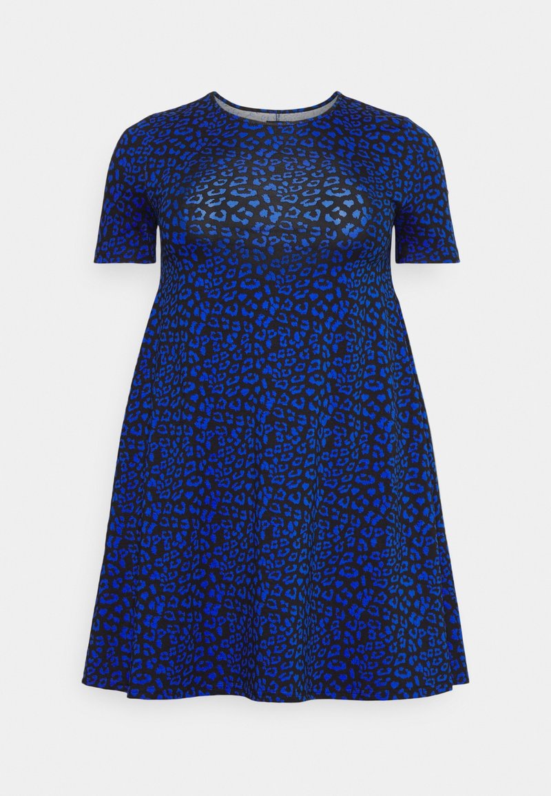 Robe manches courtes, longueur genou, imprimé léopard bleu et noir, ajustée en haut et évasée en bas.