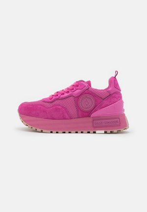 Sneakers - pink
