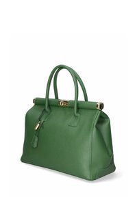 Grön läderhandväska med en strukturerad form, dubbla handtag och detaljer i guldmetall. Texturerad yta och en låsfunktion för stängning.