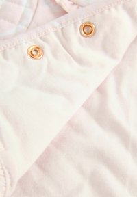Thumbnail Image 6