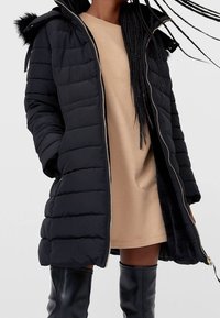 Stradivarius Wintermantel - black