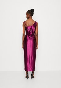 WAL G. VALENTINES ESME  - Svečana odjeća - plum