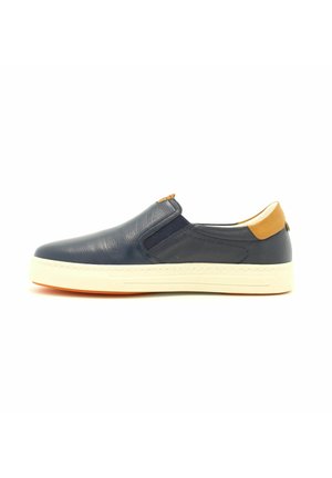 Chaussures en cuir marine à enfiler avec panneau latéral élastique, languette de talon marron contrastée et semelle en caoutchouc blanc avec semelle intérieure orange clair.
