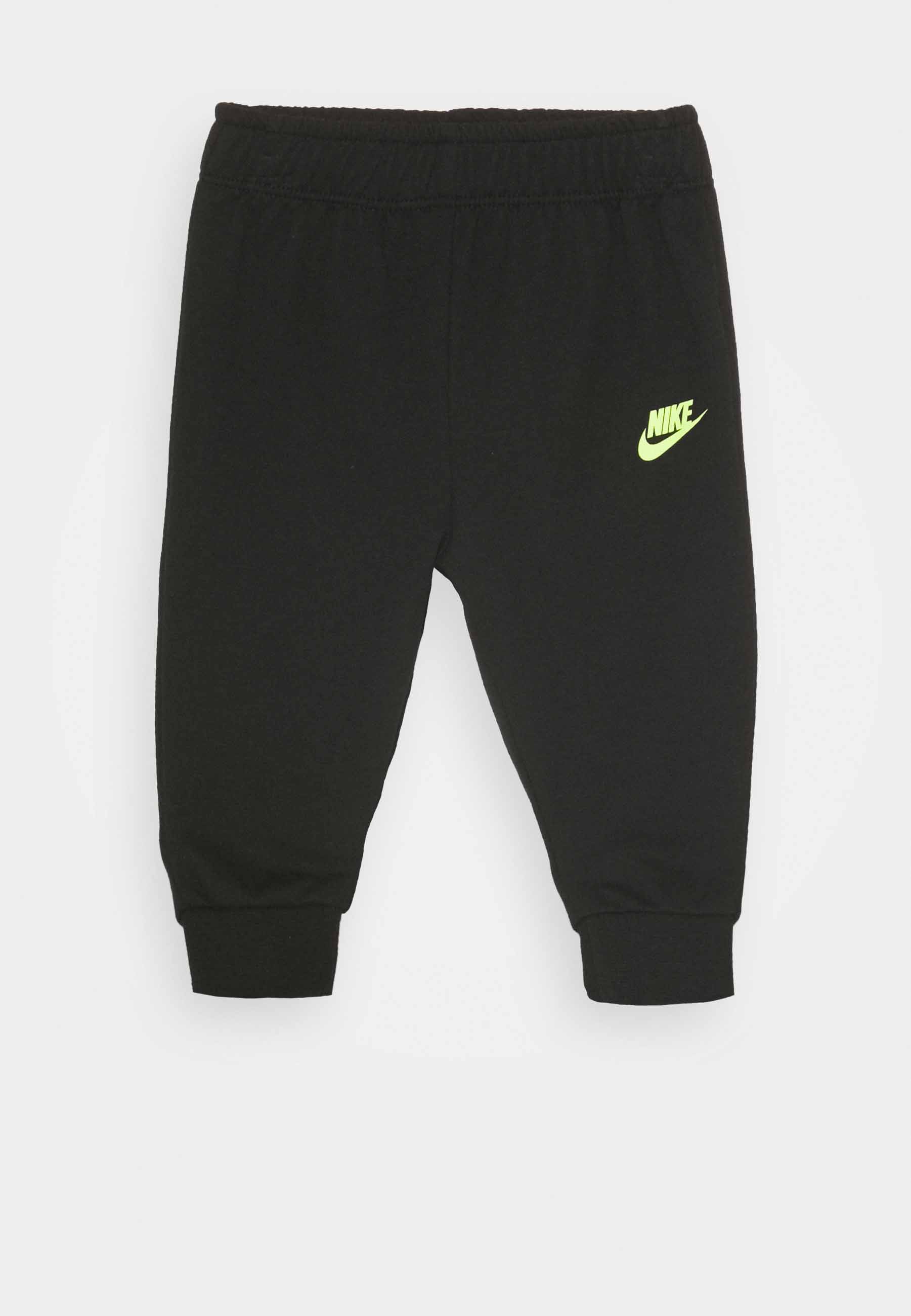 nike pant set