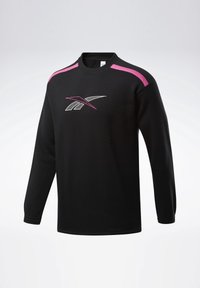 Sudadera negra de manga larga con rayas rosas en los hombros y un logo estilizado en blanco y rosa centrado en el pecho.