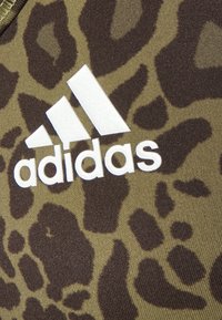 adidas Performance BRA - Sutiã desportivo de suporte médio - multicolor/focus olive