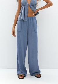 PULL&BEAR - FLOWING PANELLED RUSTIC - Stoffhose - blue denim Thumbnail-Bild 1