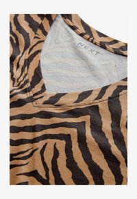 Unausgewählt, animal print