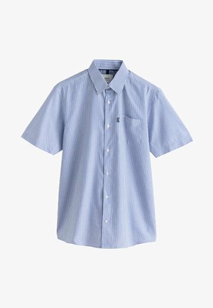 Kortærmet skjorte med knapper i lyseblå med hvide lodrette striber, der har en brystlomme og et klassisk kravedesign.