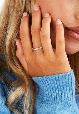 CHRIST Ring - gelbgoldfarben