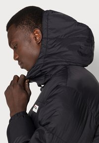 Fila TIREBOLU PUFF JACKET - Ziemas jaka - moonless night