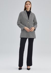 Touché Privé GINGHAM  - Lühike jakk - black
