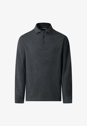 Tamno sivi dugih rukava polo majica s teksturiranom tkaninom, ovratnikom i tri dugmeta. Ima ravni rub i suptilno šivanje.