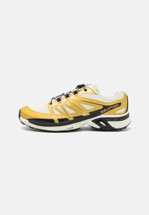 XT-WINGS 2 UNISEX - Tossud - vanilla ice/footwear gold/black