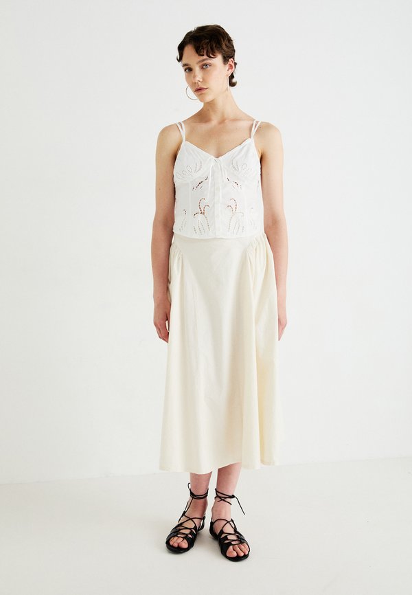 MIRA - Ankle cuff sandals3