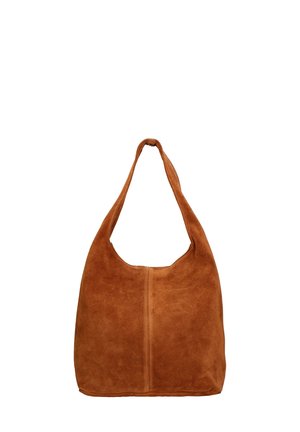 Sac hobo en daim marron avec un haut arrondi, une large bandoulière et un détail de couture central. Texture douce et design décontracté.