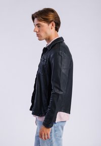 Freaky Nation CRUSH - Chaqueta de cuero - used black