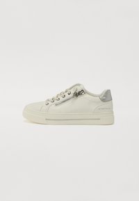 Helle graue Sneakers aus glattem Leder. Merkmale einen silbernen Akzent an der Ferse und einen dekorativen seitlichen Reißverschluss. Runde Schuhspitze und Gummisohle.