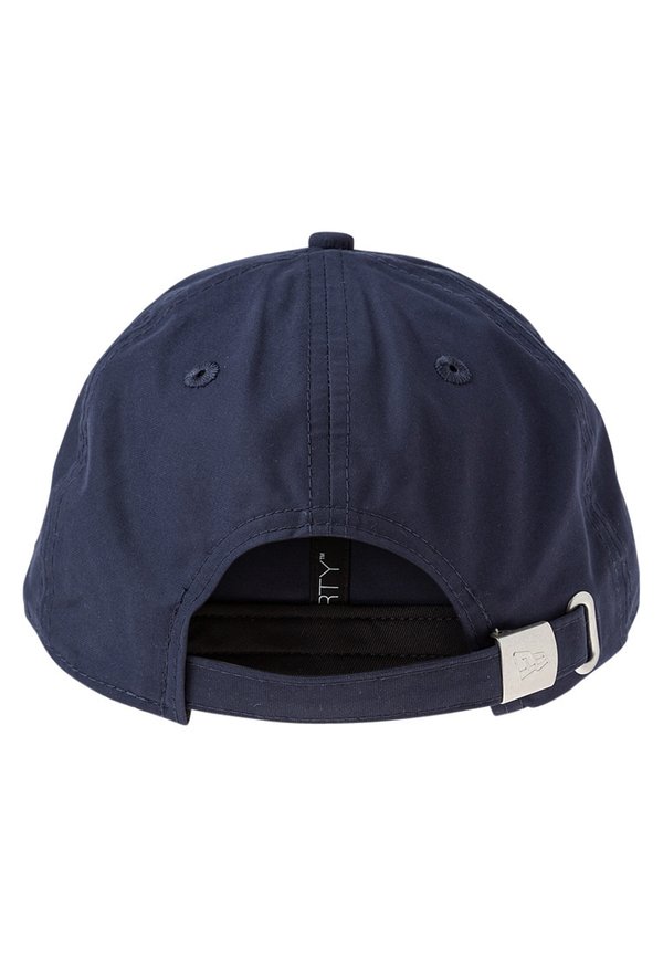 FLAWLESS FORTY - Cap2