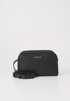 CROSSOVER BAG - Cross body bag - noir