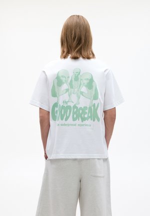 THE GOOD BREAK GRAPHIC - Print T-shirt - white