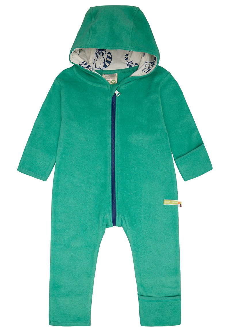 Groene fleece overall met capuchon, voorzien van een rits aan de voorkant en een gevoerde binnenkant met patronen van wasbeerillustraties. Elastische manchetten bij de mouwen.