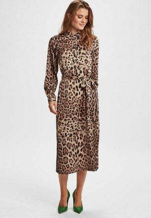 NUBETTY DRESS - Blousejurk - brownie