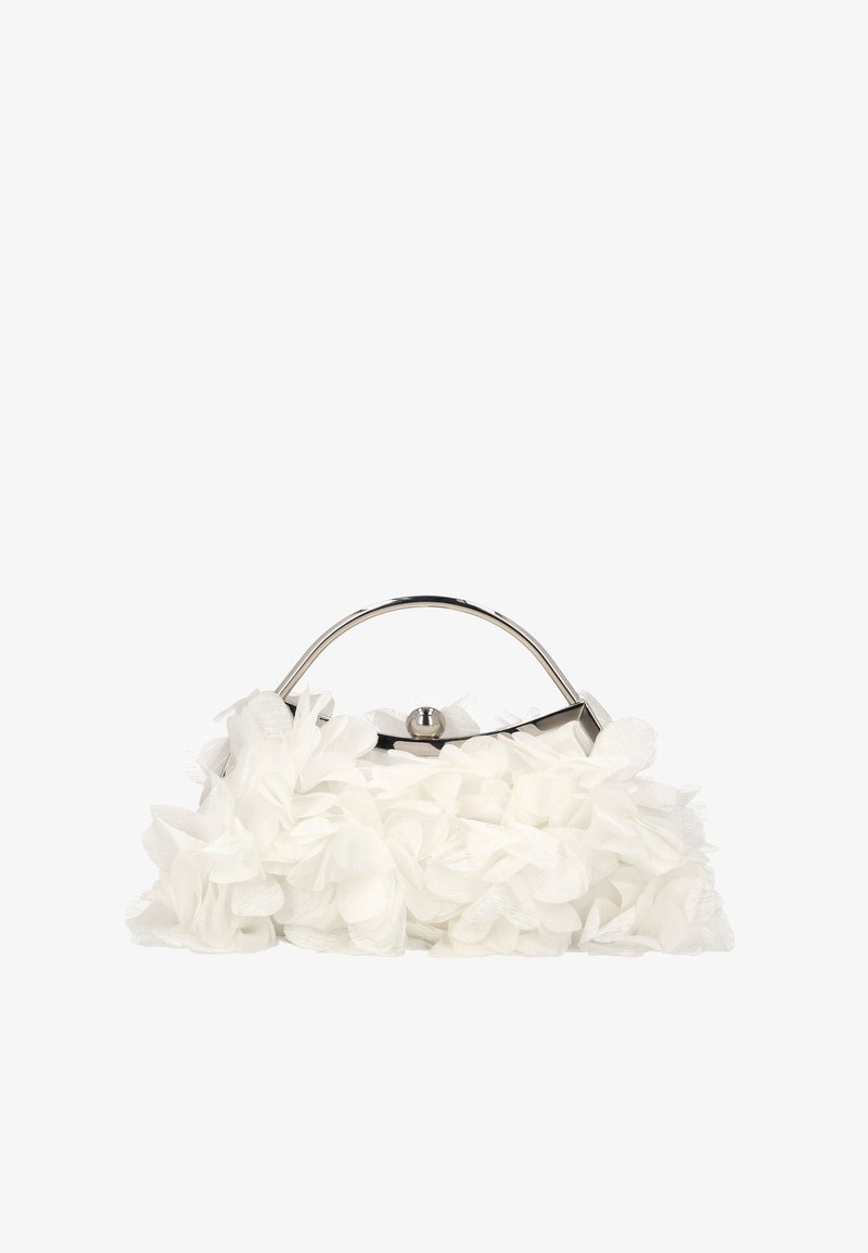Biała torebka z teksturowanym falbankowym wzorem, wyposażona w srebrny metalowy uchwyt i zapięcie, wykonana z lekkiego materiału.