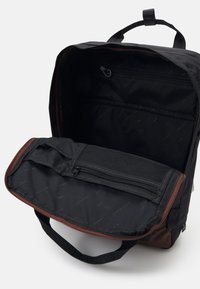 Doughnut MACAROON LARGE GO WILD SERIES BACKPACK UNISEX - Malý batoh  - black/brown