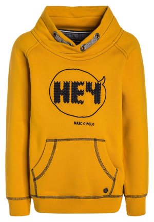 Gul sweatshirt med hög krage, framficka och svart "HEY" grafik. Har grå dragskor och kontrasterande sömdetaljer.
