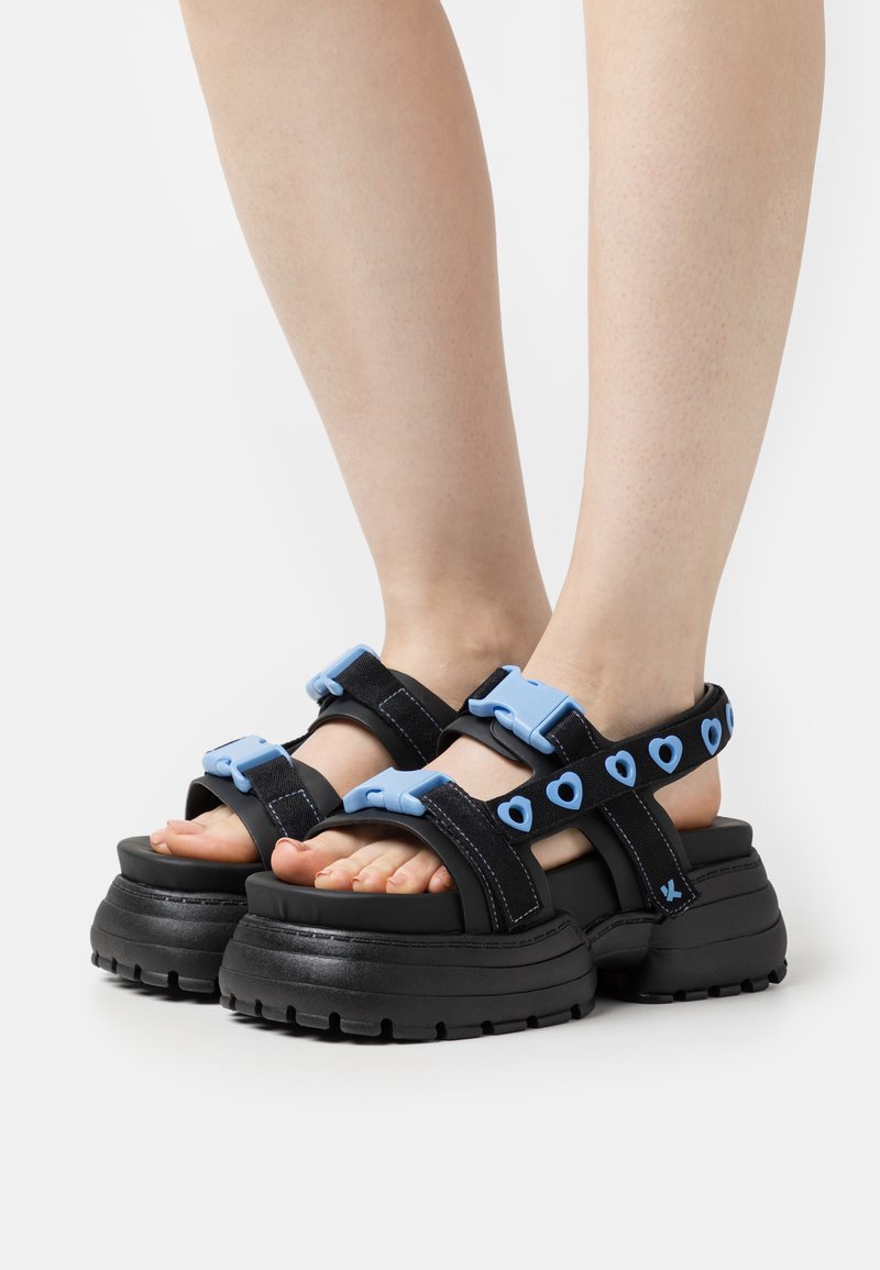 Koi Footwear FAKE FEELINGS CHUNKY Platform sandals black/blue/black