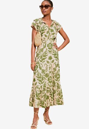 SHORT SLEEVED MIDI REGULAR FIT - Dnevna haljina - green