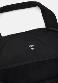 BOSS CATCH HOLDALL - Víkendová taška - black