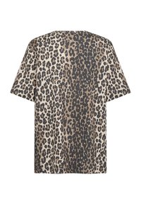 Leopard print t-shirt in beige and black, short sleeves, relaxed fit, soft fabric, round neckline, features a continuous animal pattern.