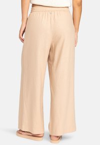 Roxy MIT ELASTISCHEM BUND - Trousers - tht
