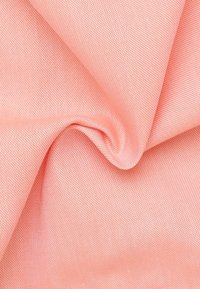 Eterna UNIFARBENES OXFORD KURZARMHEMD - MODERN FIT - Overhemd - lachs
