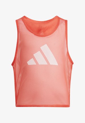 Korallorange mesh-ærmeløs sportsvest med hvidt Adidas-logo centreret foran, designet til atletisk brug.