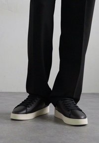 Bally RAISE - Baskets basses - black/white