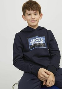 Jack & Jones Junior GEDRUCKT - Džemperis ar kapuci - navy blazer