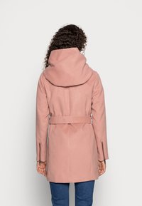 ONLY Mantel - pink
