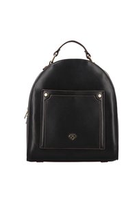 Černý kožený batoh s přední kapsou, zlatým logem, horní rukojetí a zlatým zipovým kováním na bílém pozadí.