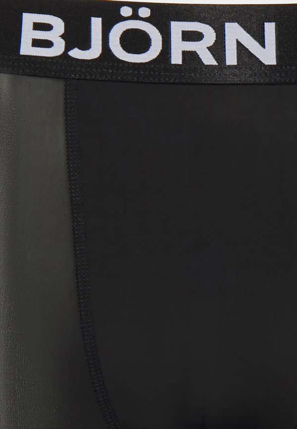 PERFORMANCE 5 PACK - Trunks2