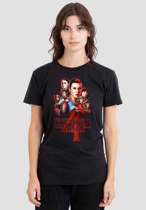 STRANGER THINGS SEASON FOUR POSTER - Print T-shirt - black