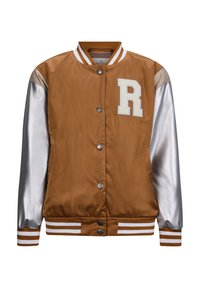 Giubbotto bomber in satin marrone con maniche in satin argentato, polsini a coste bianchi a strisce, chiusura con bottoni e una grande toppa bianca a forma di lettera "R".