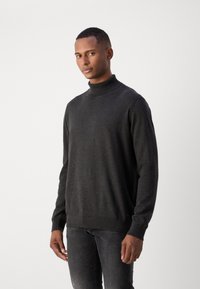 Mørkegrå rullekrave sweater i blødt materiale, med ribstrikkede manchetter og kant, i en tætsiddende silhuet og minimalistisk design.