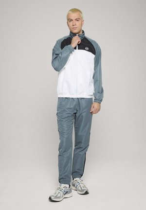 METROPOLIS  SET - Trainingspak - stormy weather white