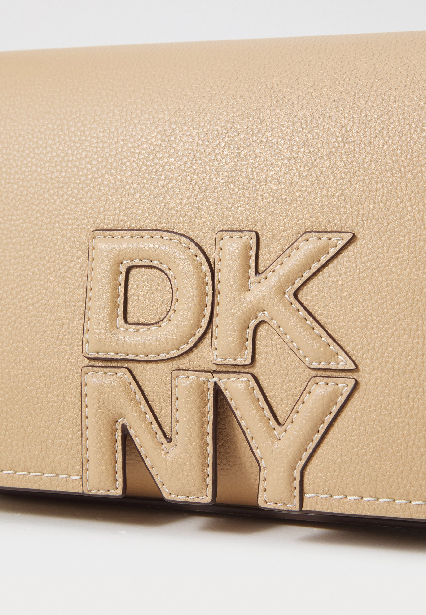 DKNY NICOLE - Cross body bag - cappuccino/beige - Zalando.co.uk