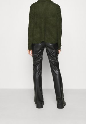 Sweter