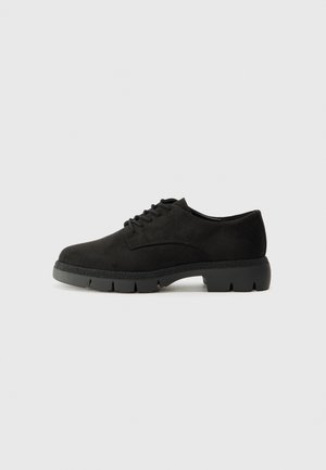 Pensko med snøring - black